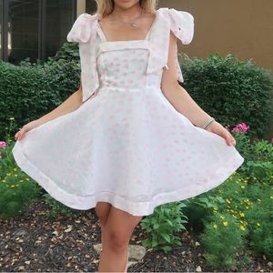 Shoulder tie mini dress